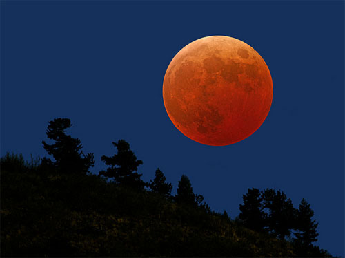 Red Moon Full - Youngberg Hill