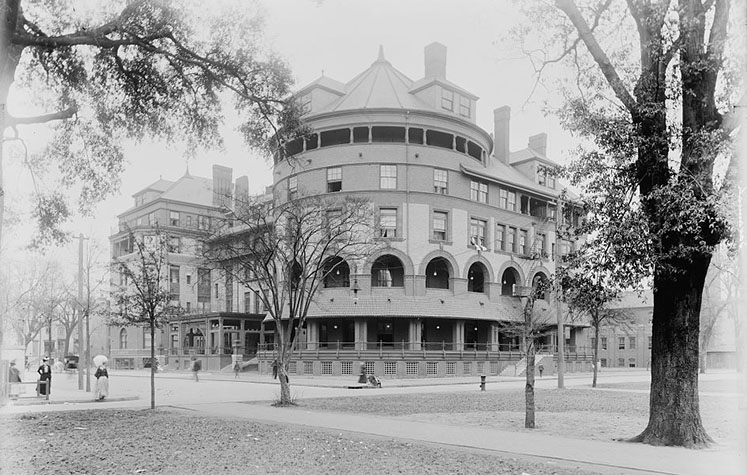 Hotel DeSoto - Savannah, GA